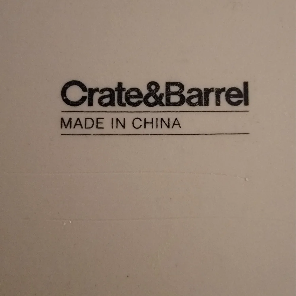 Crate and Barrel Road Trip Seattle Ceramic Appetizer Square Plate‎
